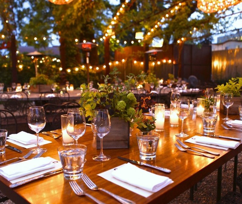 Permanent Outdoor Lighting for Homes and Restaurants